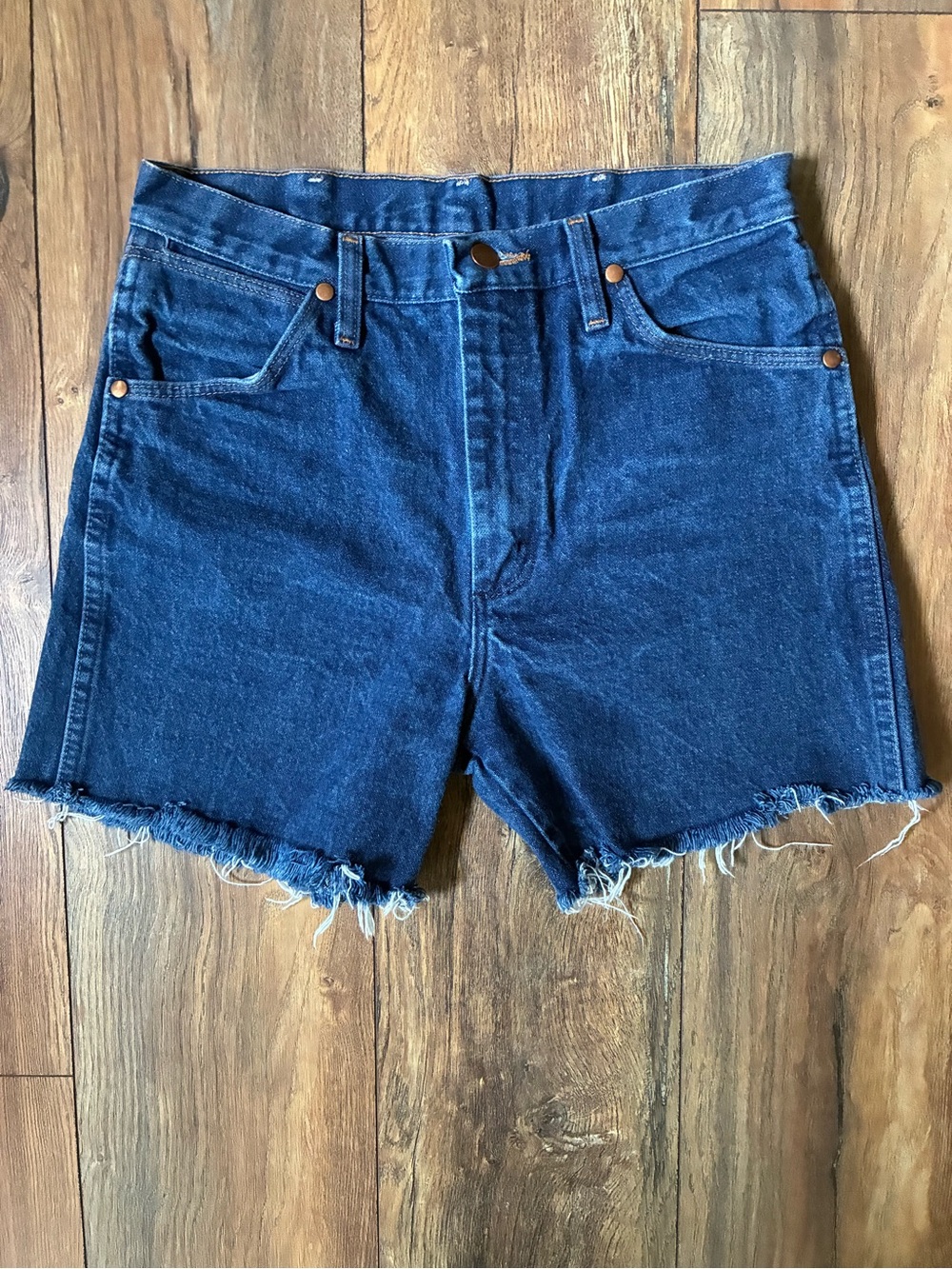Wrangler Cowboy Cut Original Fit Cutoff High-Rise Jean Shorts - size 28
